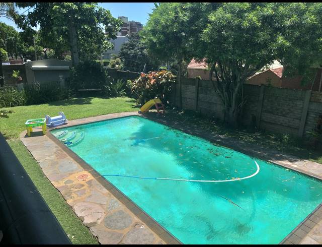 5 BEDROOM FREEHOLD RENTED IN MORNINGSIDE